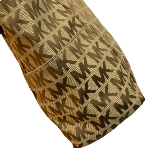 Michael Kors Tan Canvas multi pocket tote with leather trim - Picture 5 of 10